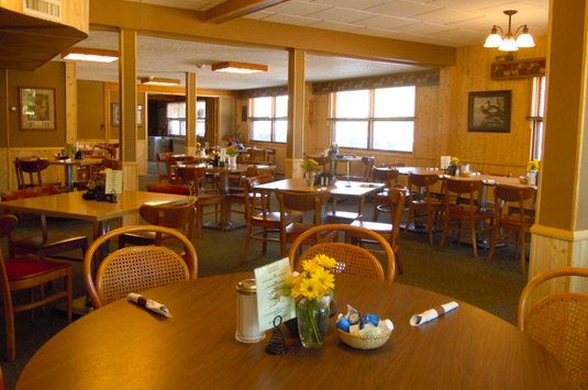 Gosh Dam Place Restaurant near Lake Winnie